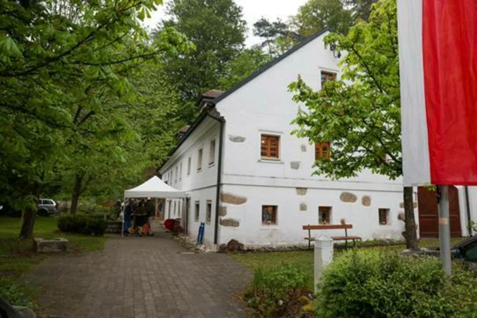 Ausstellung „"Was und Wie" - Kulturhaus Lichtenwagner“, Bild 1
